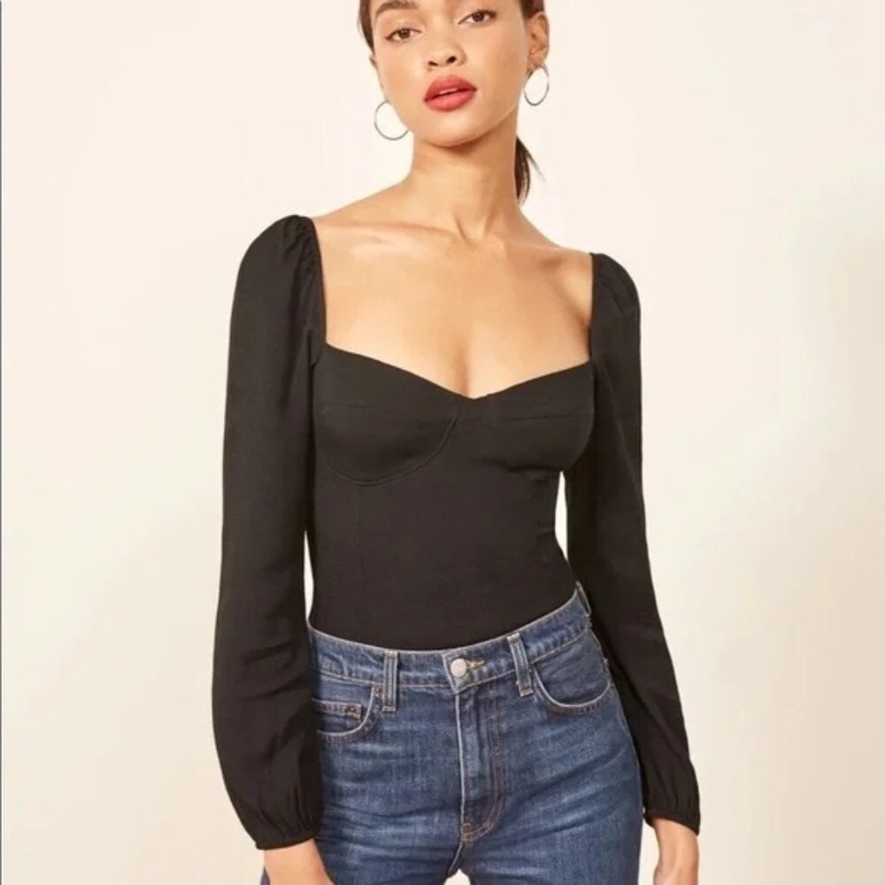 Reformation Reign top Size 2 in Black